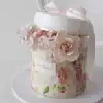Beach Box Flowers Cake
