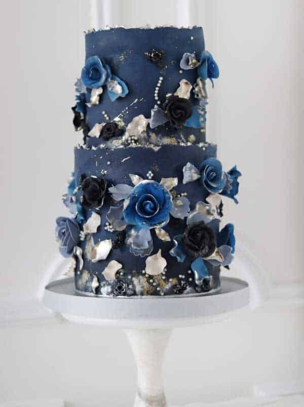 Blue-Flowers-Cake-5kg-–-1000-AED-6kg-–-1200-AED-7kg-–-1400-AED1.jpeg Blue Flowers Cake - Image 1