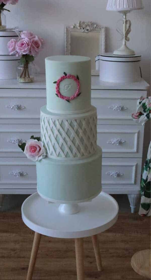 Pastel-Elegance-Cake-10kg-2000-AED.jpeg Pastel Elegance Cake - Image 1