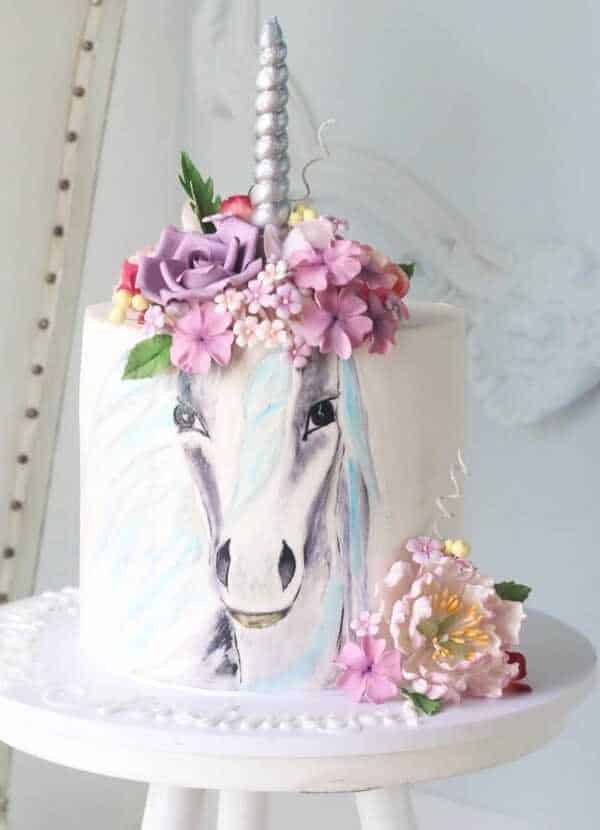 Unicorn-Cake-2.5kg-–-550-AED-3kg-–-650-AED.jpeg Unicorn Birthday Cake - Image 1