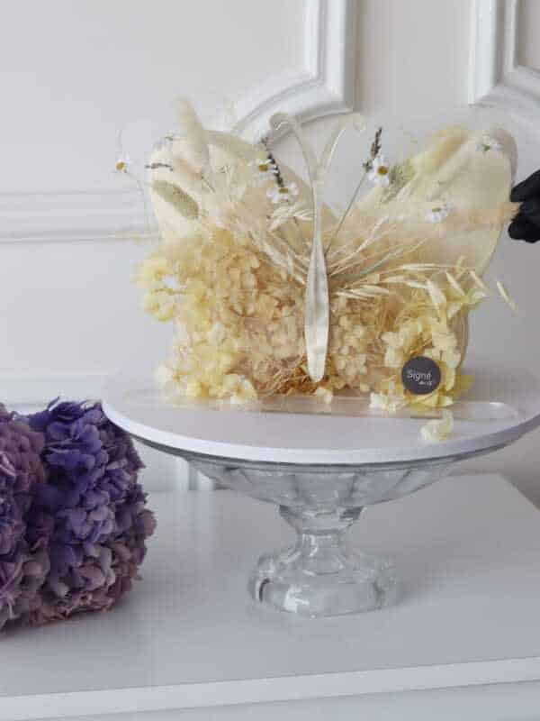 Yellow-Butterfly-Cake2.5kg-600-AED3kg-700-AED.jpeg Yellow Butterfly Cake - Image 1
